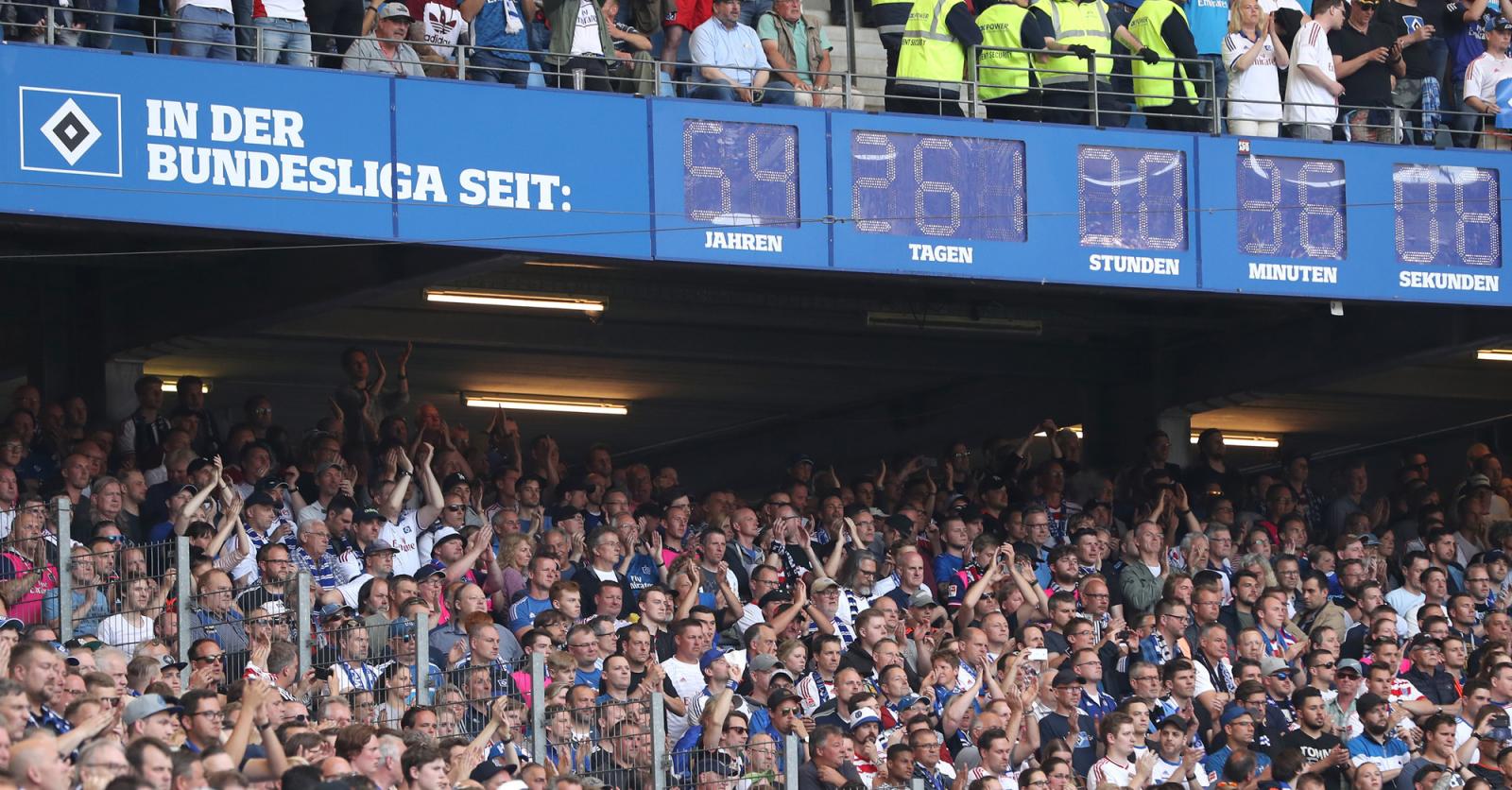 Flashback Naar 12 Mei 2018: HSV Degradeert Voor Het Eerst Naar Tweede ...