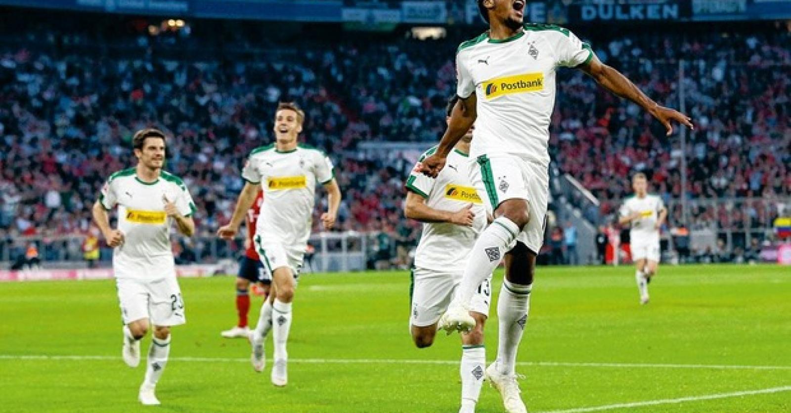 Боруссия менхенгладбах 1975. Боруссия м байер сегодня. Боруссия (футбольный клуб, мёнхенгладбах). Боруссия м байер сегодня. Боруссия м байер сегодня.