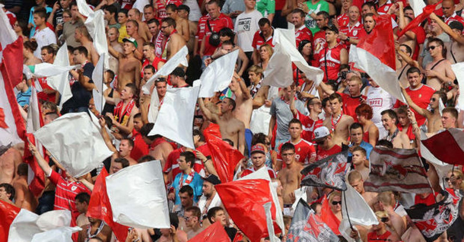 Ezekiel Fryers, de Manchester United au Standard