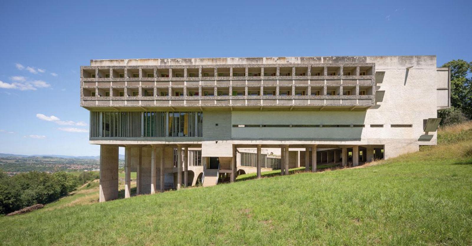 L'étonnant couvent de La Tourette, un temple signé Le Corbusier