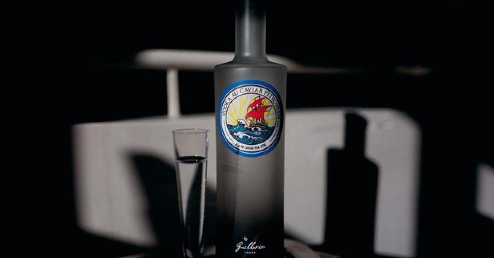 Verre à vodka, Petrossian