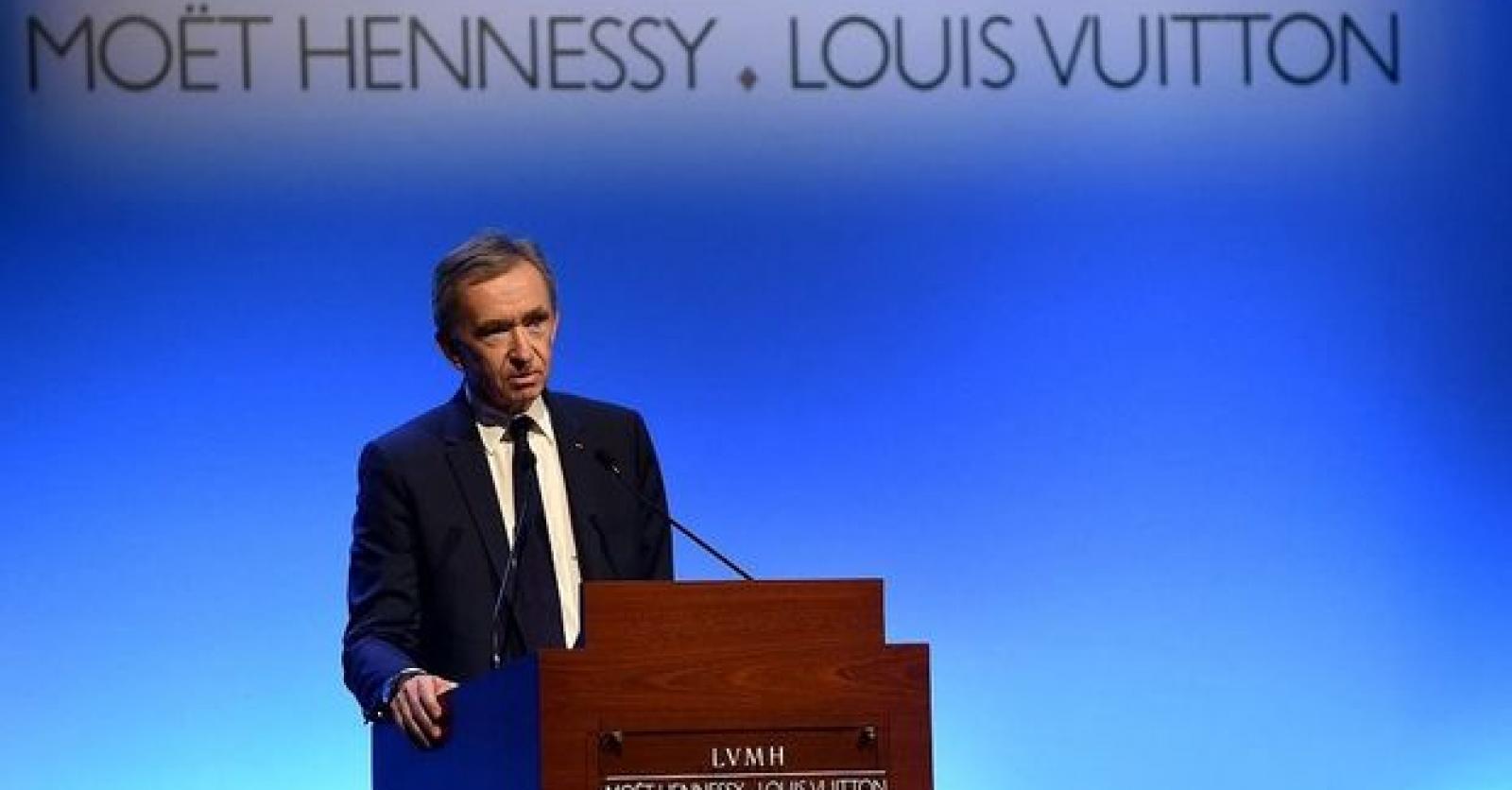 Belgique: une enquête visant Bernard Arnault clôturée par une transaction –  L'Express