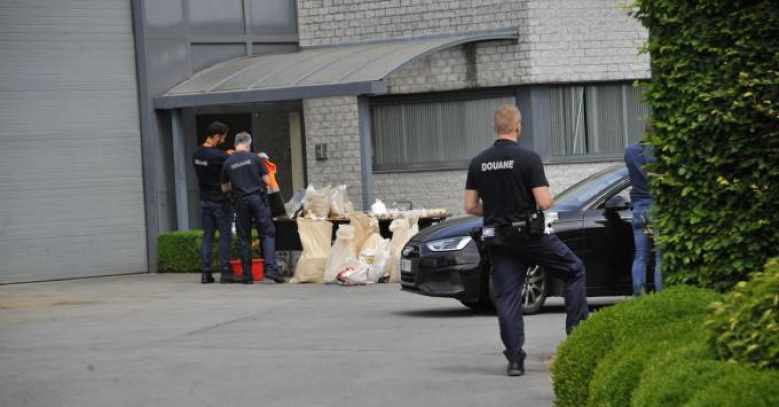 Drie Verdachten Maand Langer In Cel Na Drugsvangst In Loods In ...