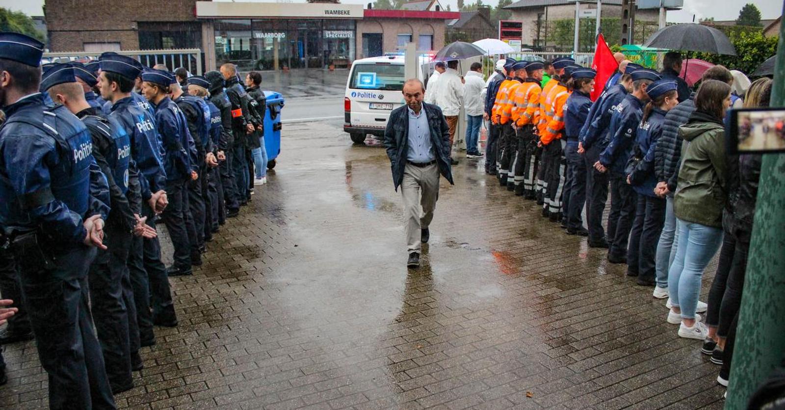Midow Agenten politiezone Midow keren burgemeesters de rug toe tijdens ...