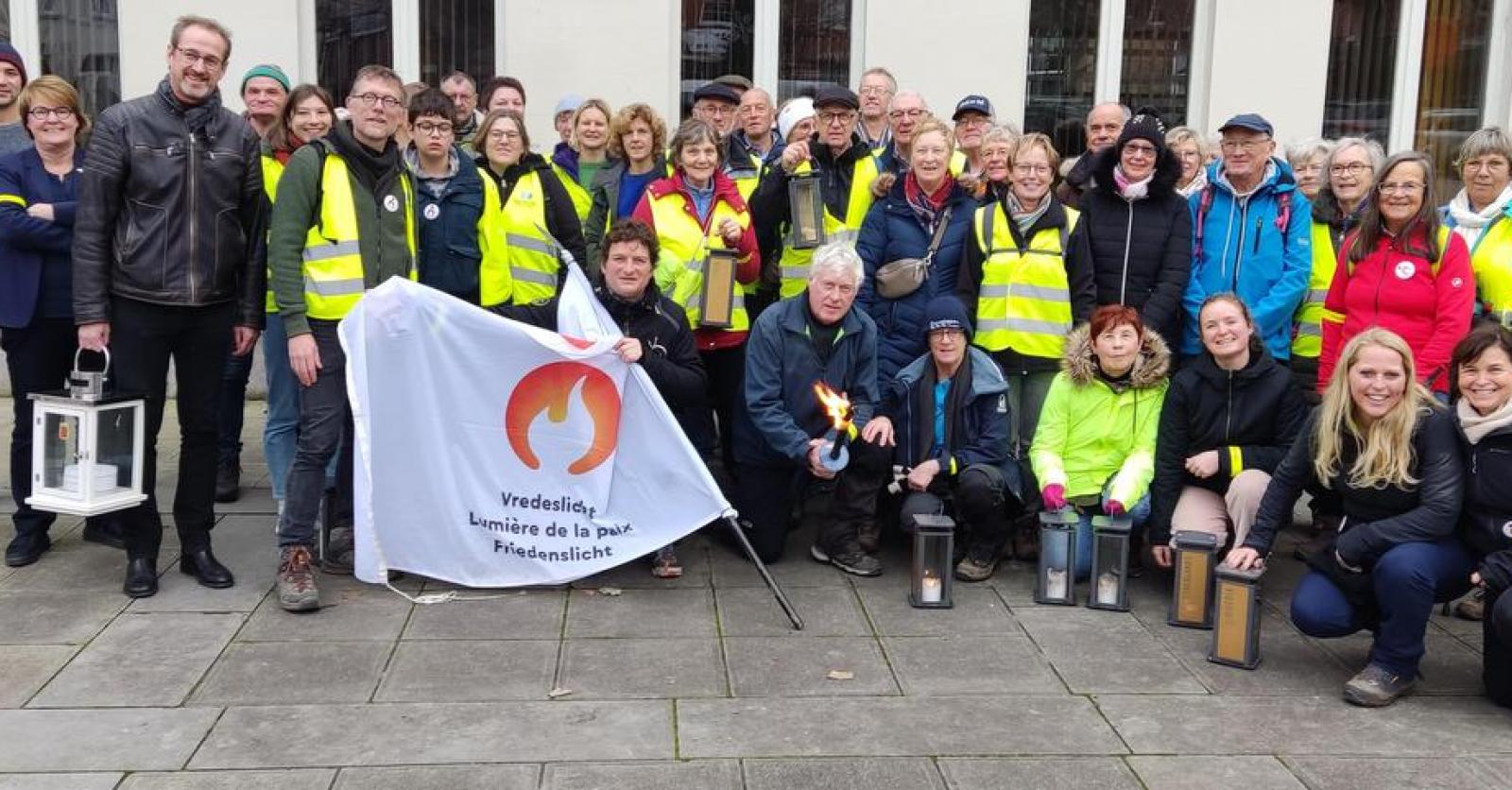 Vredeslicht kwam ook opnieuw in Wervik voorbij KW.be