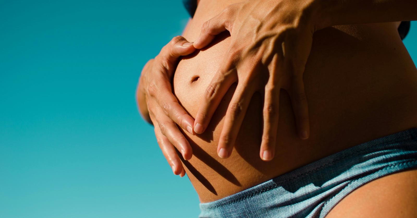 Les 15 premiers signes de grossesse que vous reconnaîtrez tout de ...