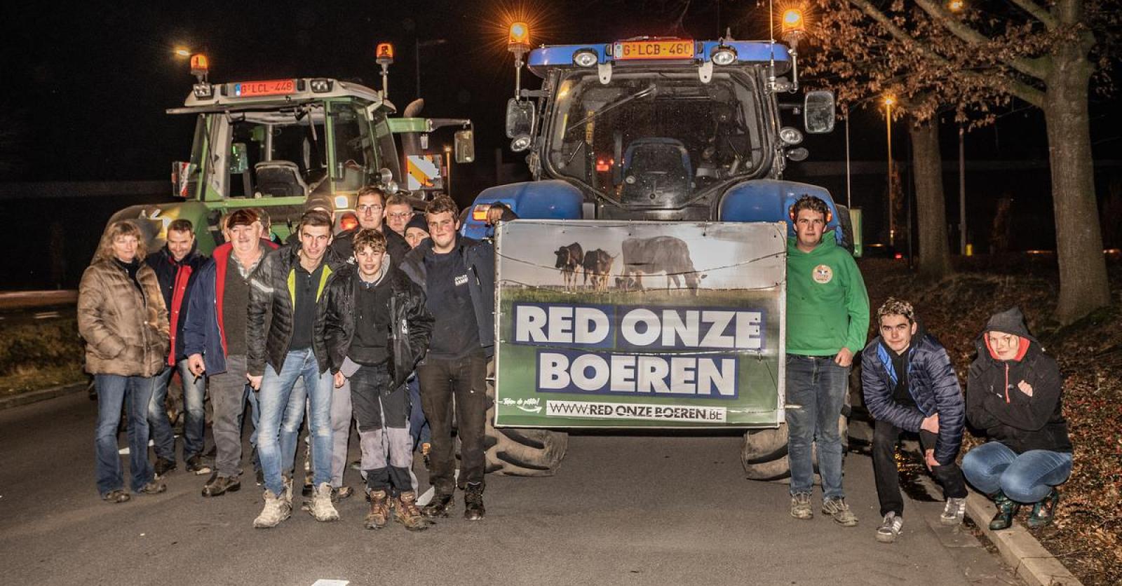 Landbouwers houden protestactie aan Expo Hallen - KW.be