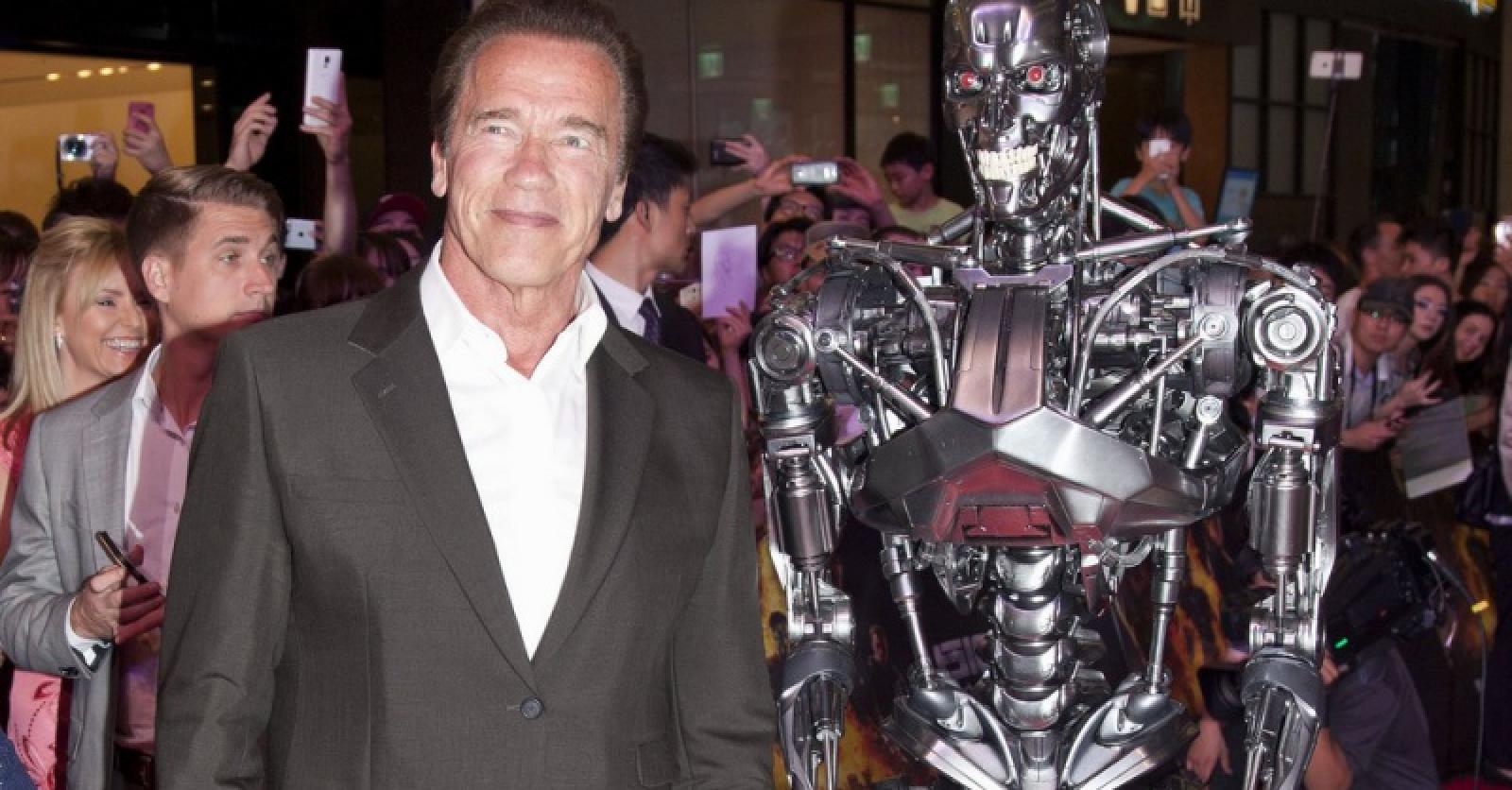 Arnold Schwarzenegger «L
