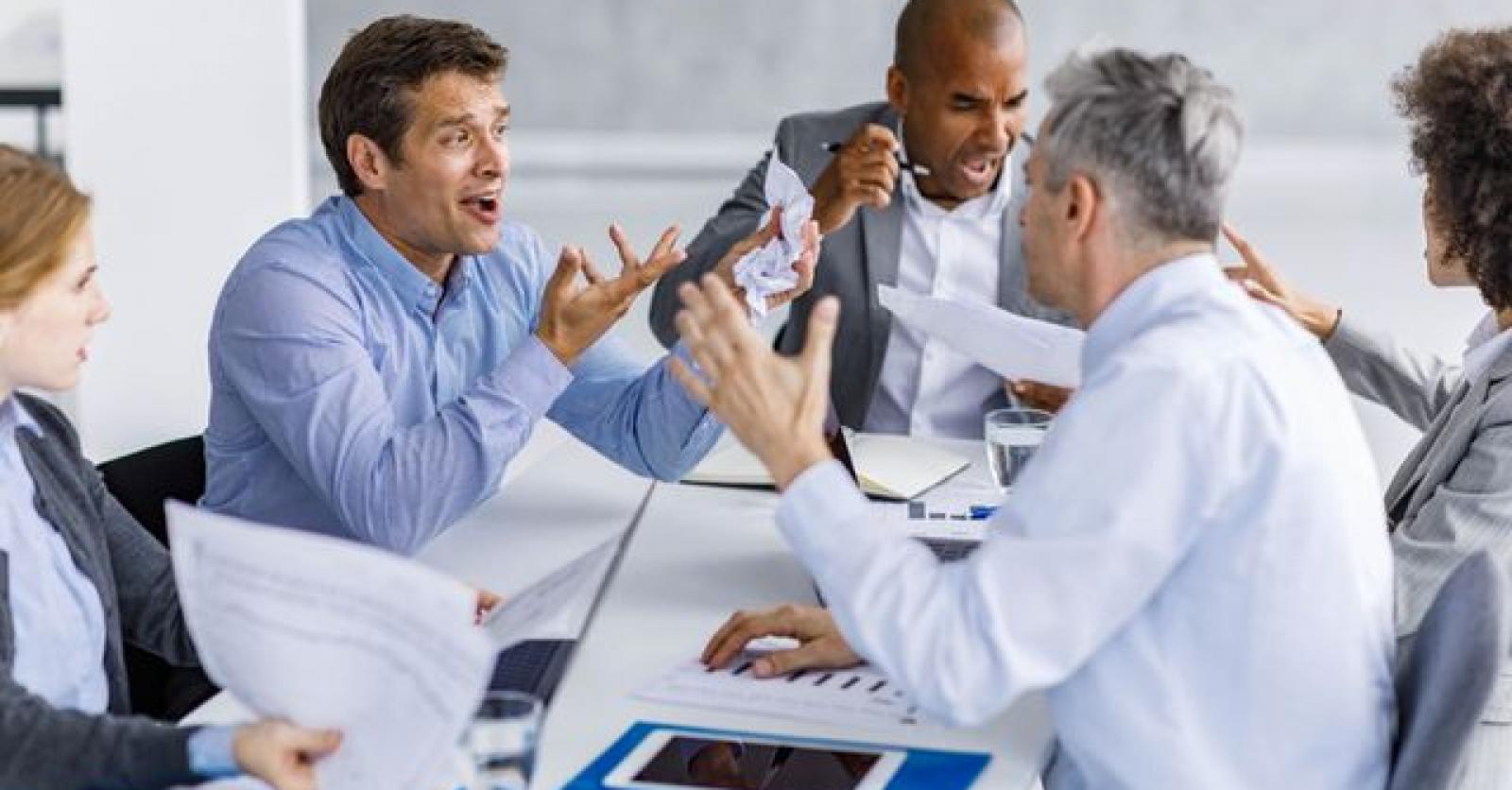 Gaslighting op de werkplek: wat is het en wat doe je eraan?