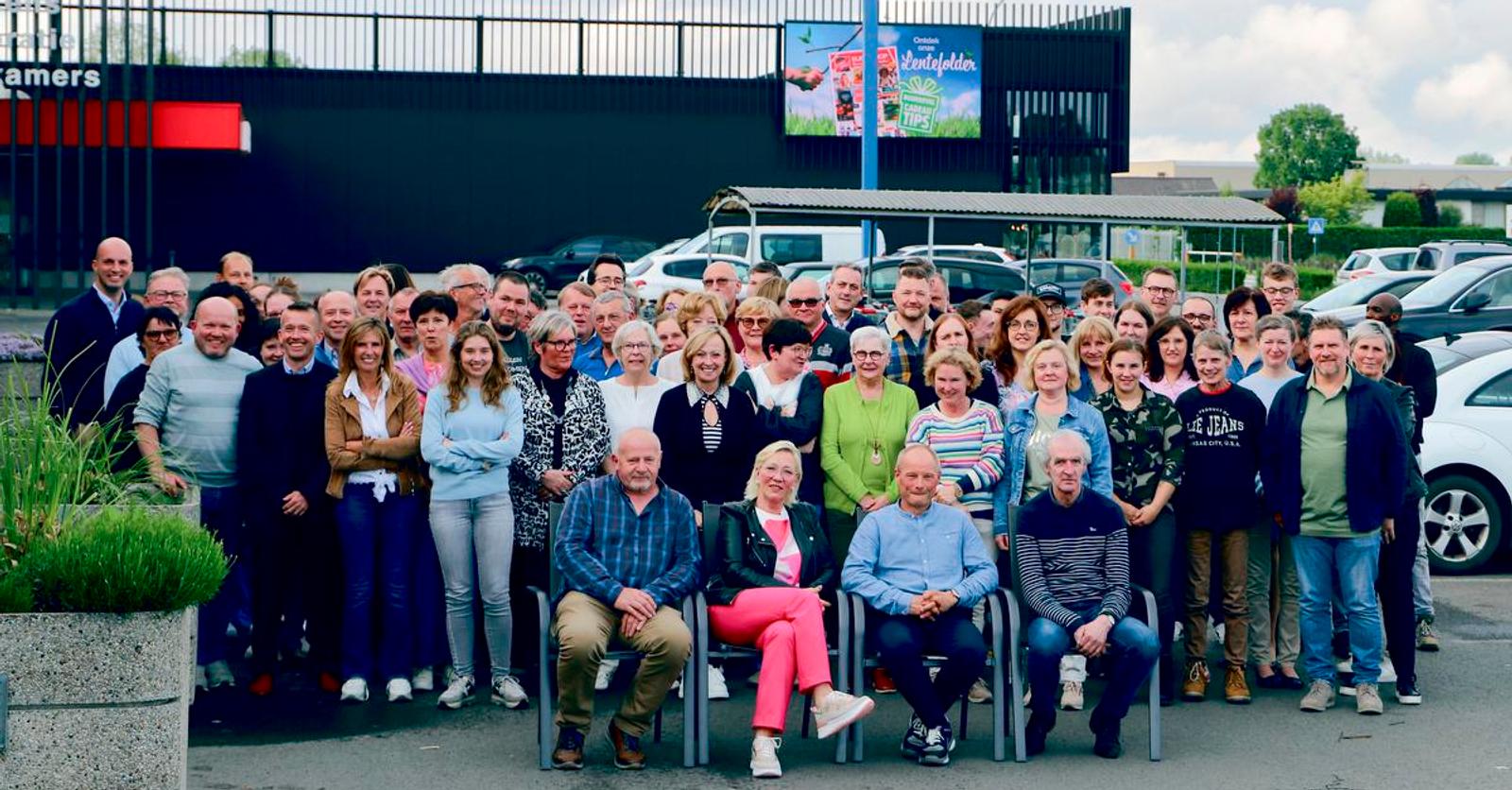 Dirk, Luc, Lorraine en Koen met pensioen bij Euro Shop in Roeselare - KW.be