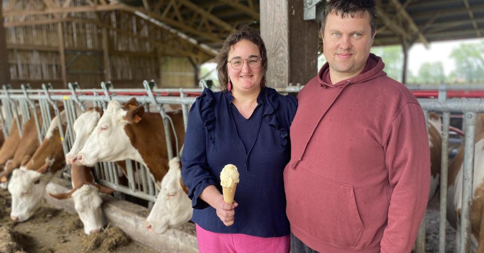 Joris en Annelies runnen Hoeve Pante in Zedelgem: “Onze biomelk proef ...