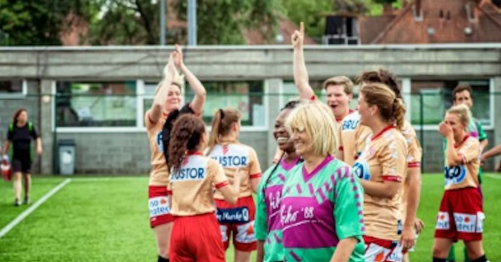 Minivoetbaltornooi voor goede doel ‘Shotten For Life’ van CAW Zuid-West ...
