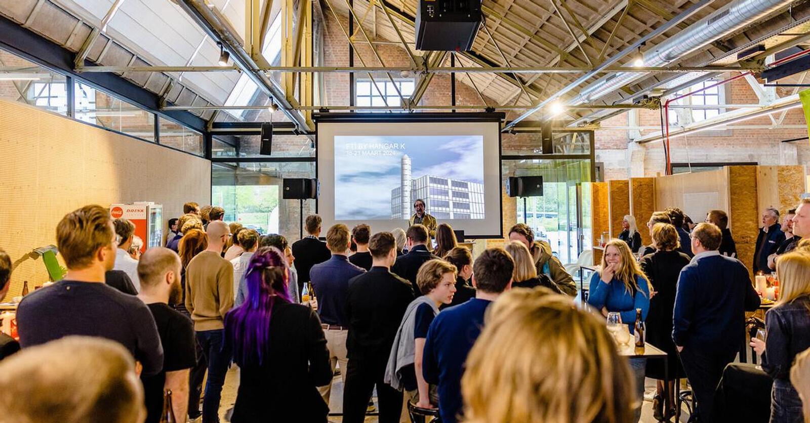 Startersevent in Hangar K ondersteunt beginnende ondernemers met advies ...