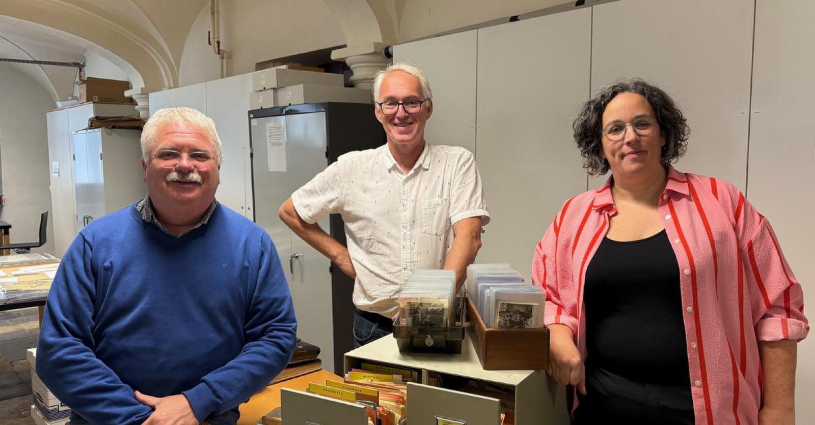 Belangrijke schenking voor Brugs stadsarchief: 10.000 oude foto's over deelgemeente Sint-Kruis