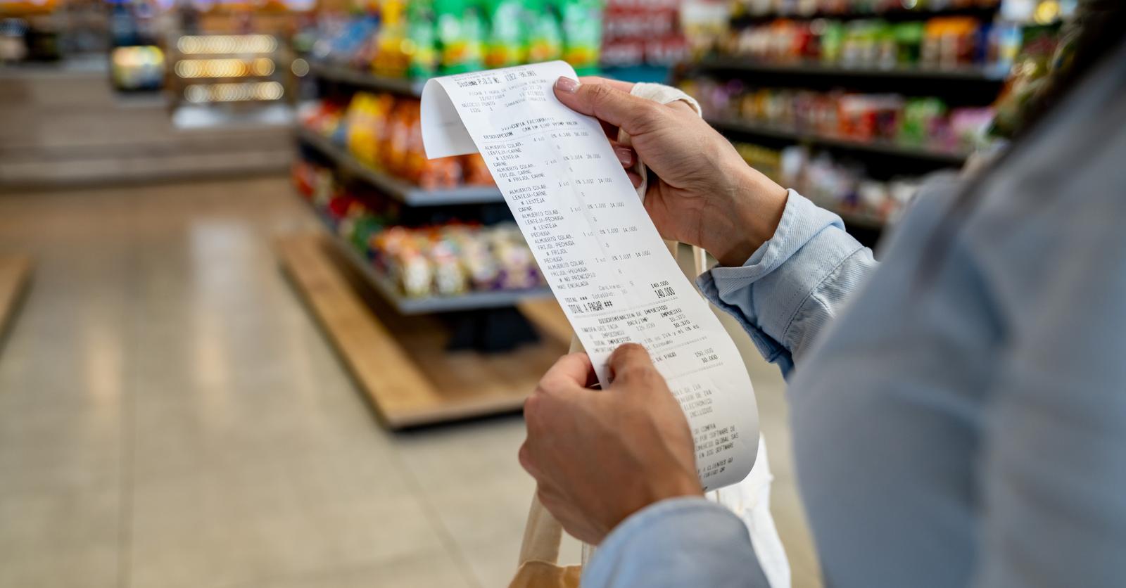 Se nourrir n'a jamais coûté aussi cher depuis 3 ans: les prix de ces aliments ont particulièrement augmenté