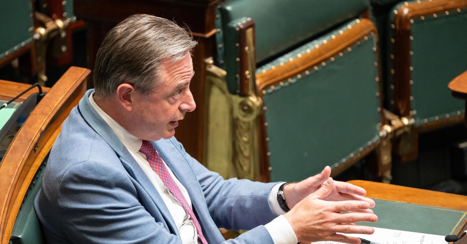 Sans accord sur le budget, la crise politique sera alors «très profonde»: l'Arizona face à un «col hors catégorie»