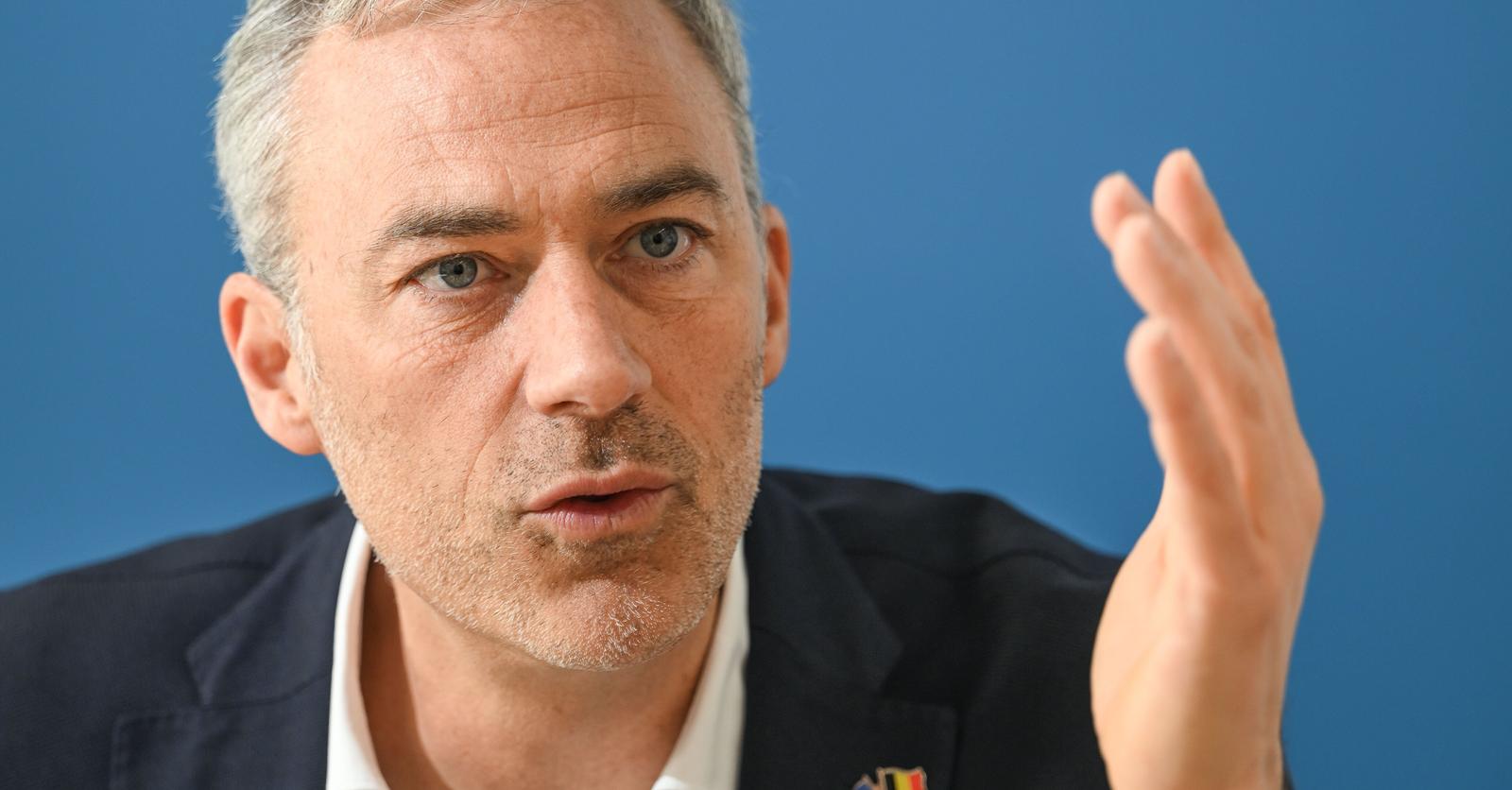 Les Engagés proposent une taxe Zucman à la sauce belge, Georges-Louis Bouchez monte au créneau