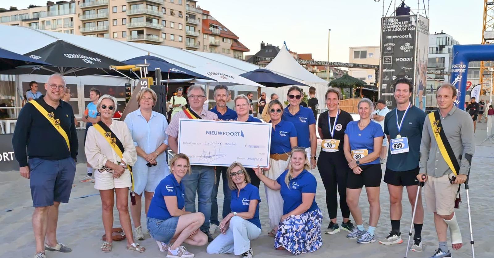 Strandloop brengt 3.900 euro op voor Levensloop Westkust