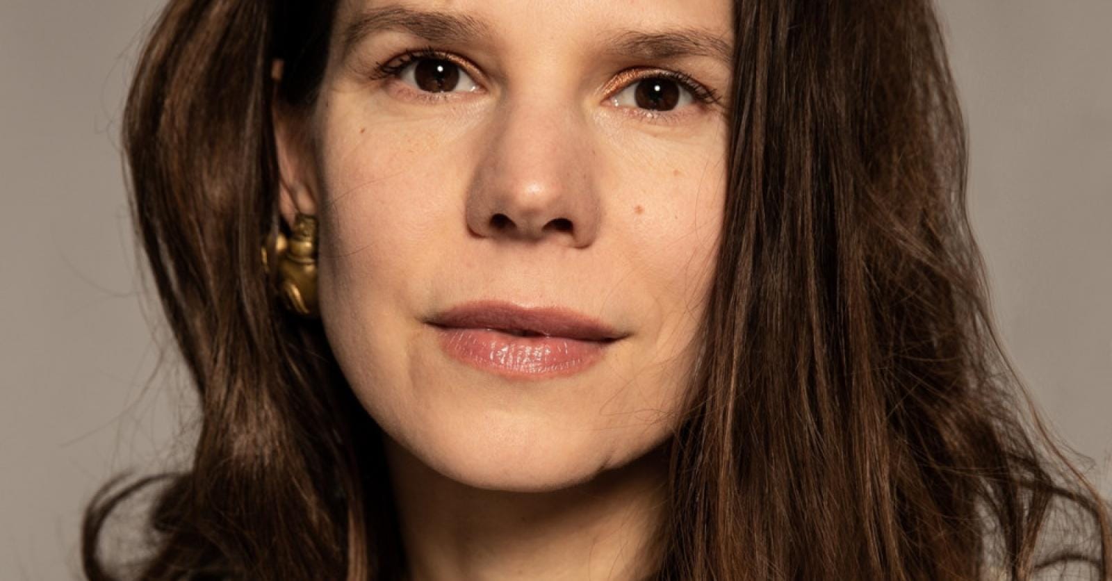 Voordat de boom valt: jammer dat Roanne Van Voorst zo programmatisch schrijft