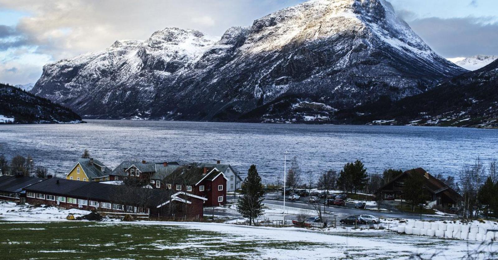 Schrijver Arnon Grunberg bezocht Noorse asielcentra: 'Ik ben verbaasd