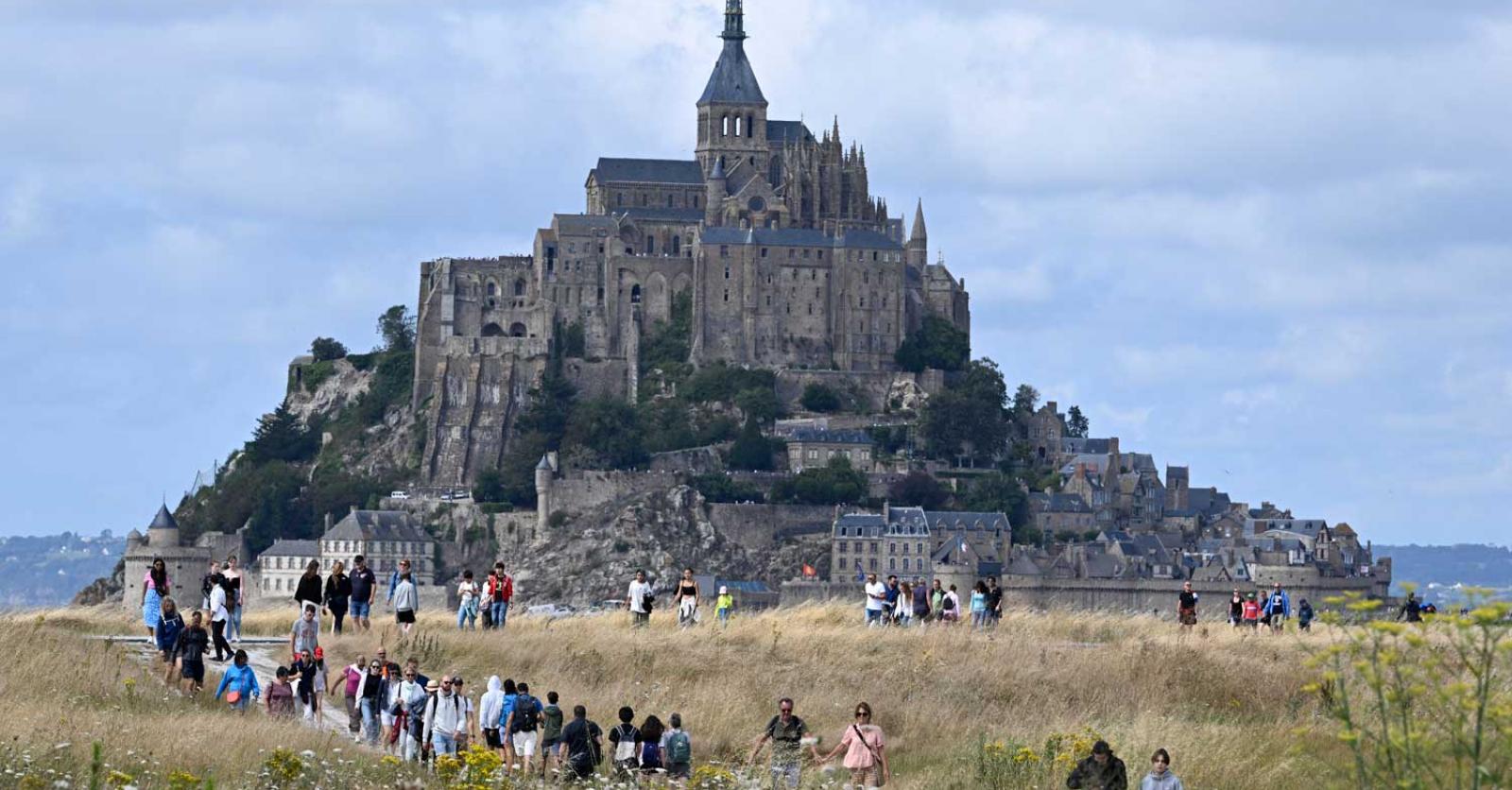 Découvrir Le Mont Saint Michel Sans La Marée De Touristes Cest Possible 3094