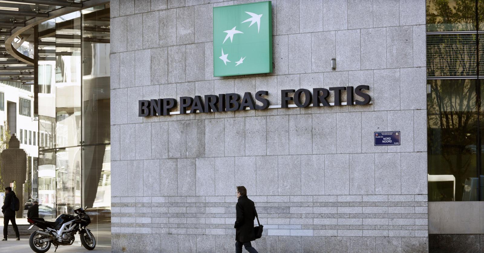 Низкие рыночные процентные ставки вынуждают BNP Paribas Fortis выпускать новые сберегательные облигации с более низкой доходностью.