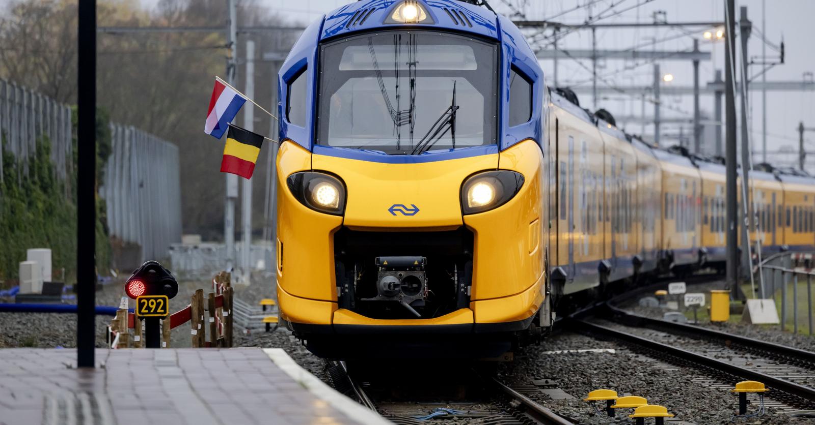 Ongenoegen over nieuwe Amsterdamtrein: ‘België had tegen Nederland