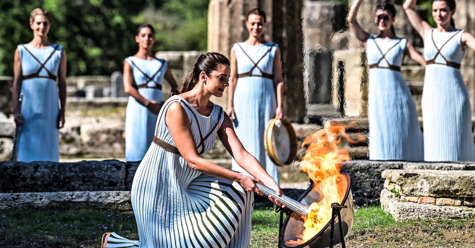 De olympische vlam: een vredessymbool met een naziverleden