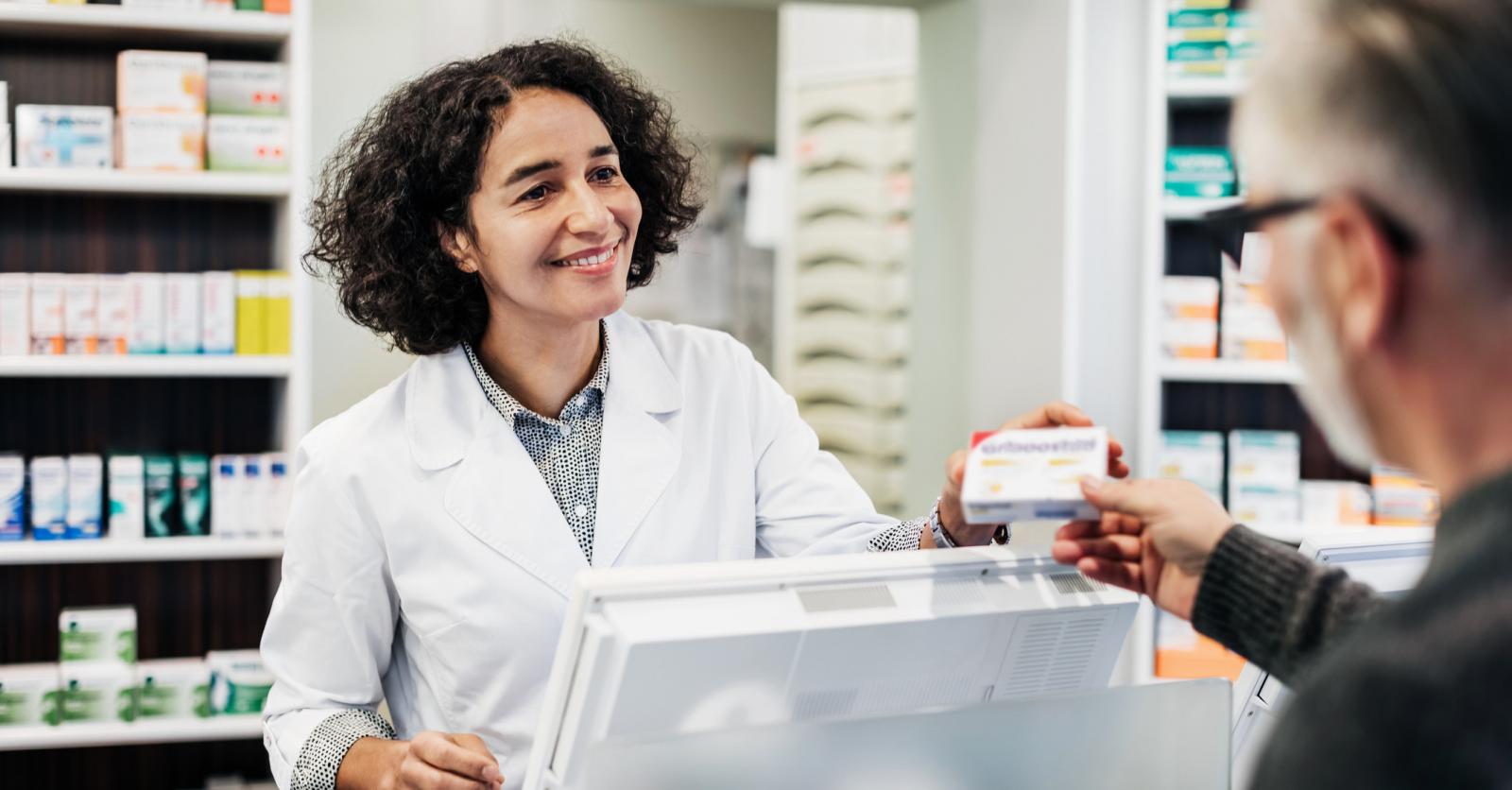 Het leven zoals het is… bij de buurtapotheker - Plus Magazine