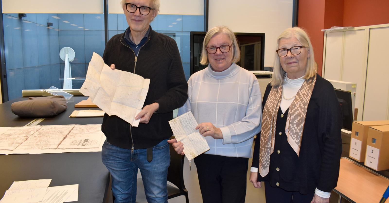 zussen-schenken-verkoopsakte-uit-1685-aan-stadsarchief-van-dubbel