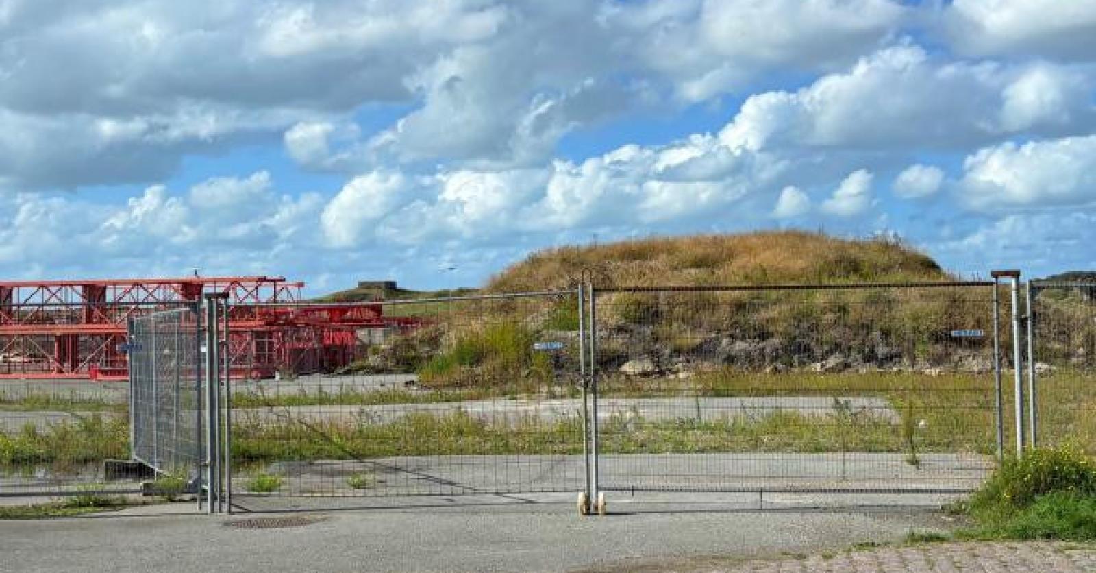 Minister Weyts start procedure om bescherming omgeving Fort Napoleon deels op te heffen zodat Verslu