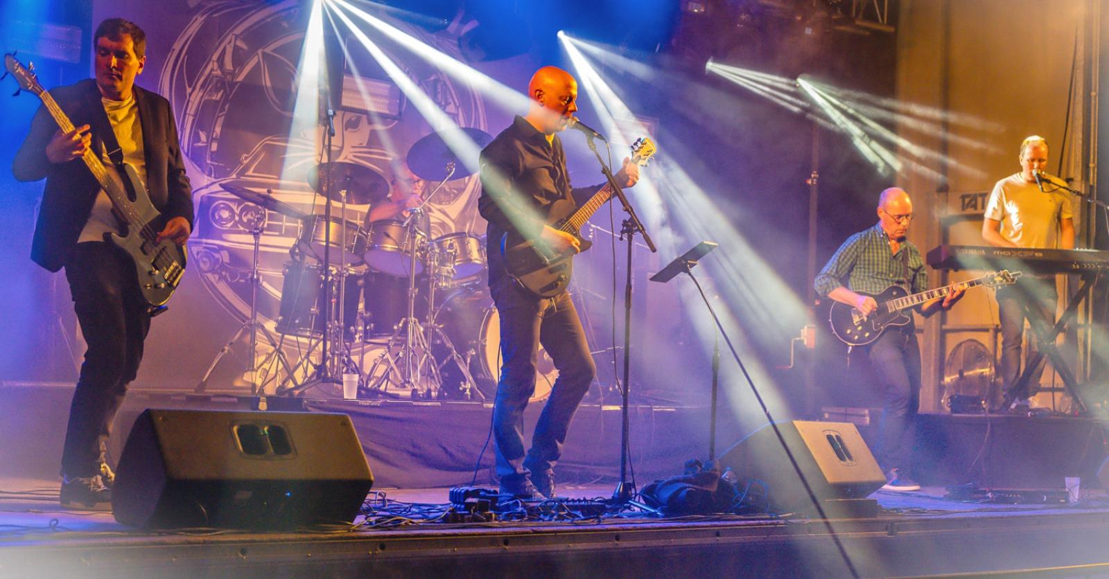 The Racing Rats brengen Editors-sound tot leven in Roeselare: “Mix van ...