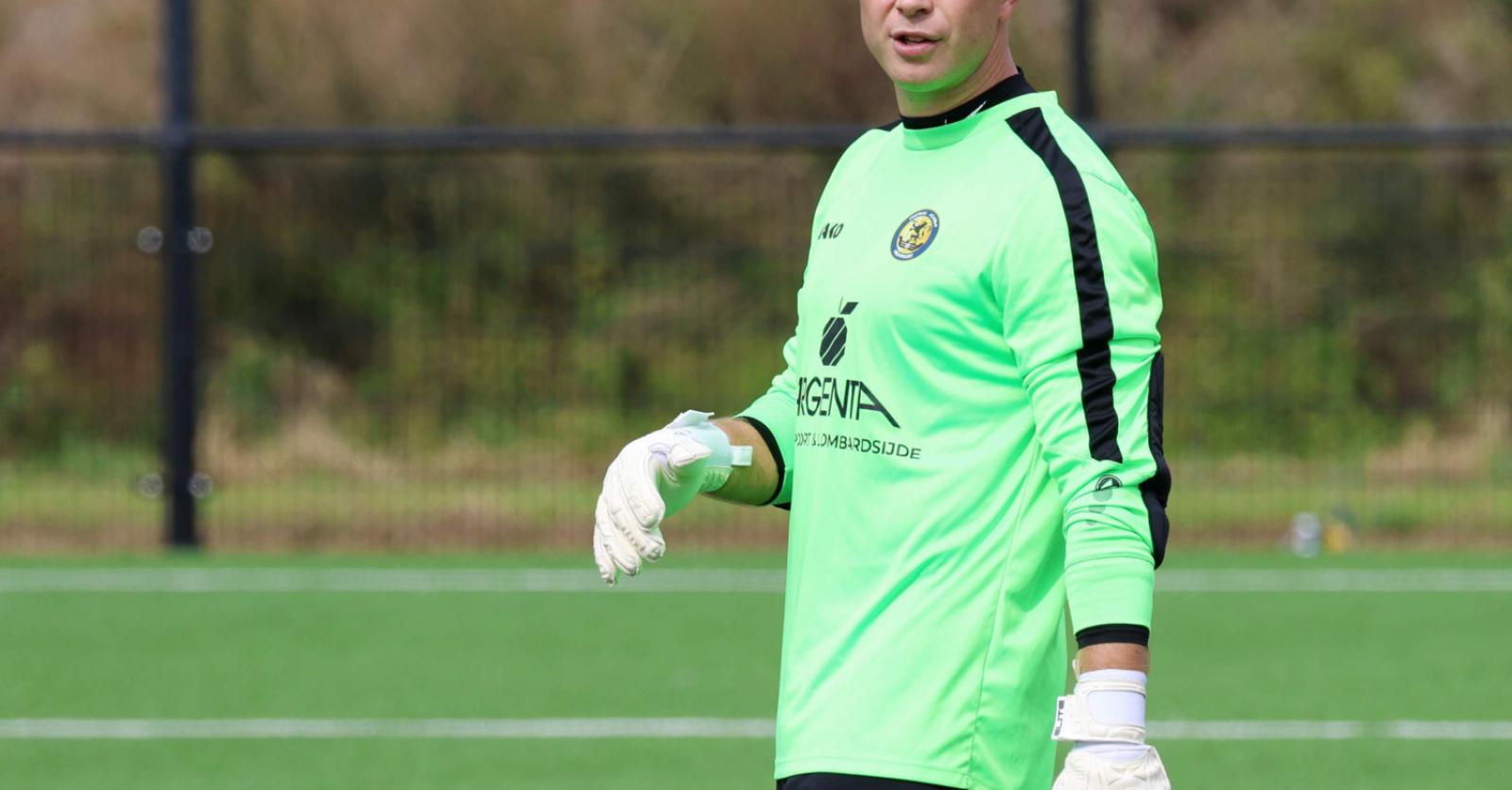 Bradley Geryl kijkt toekomstige ploegmaats in de ogen: 