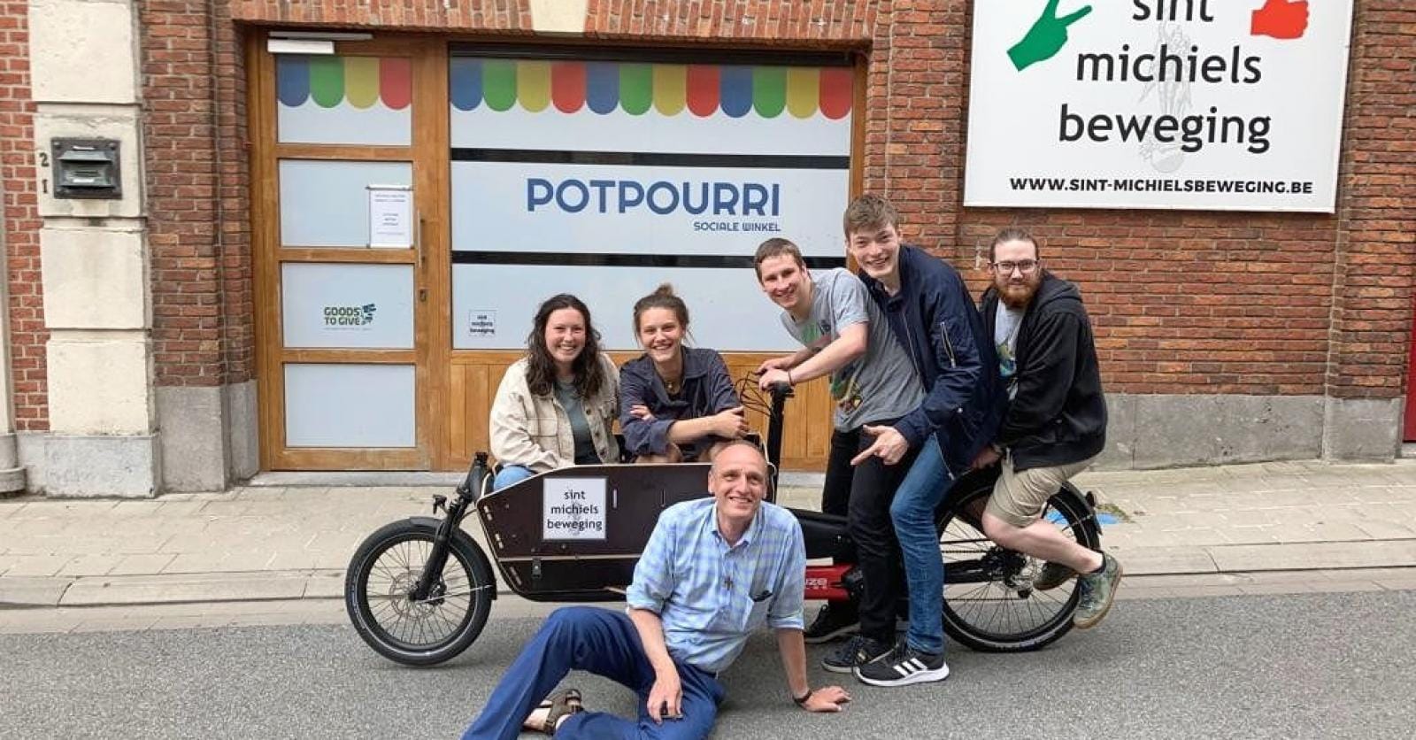 Agape biedt hulp én een luisterend oor: “In alles wat we doen, zetten we vriendschap centraal”