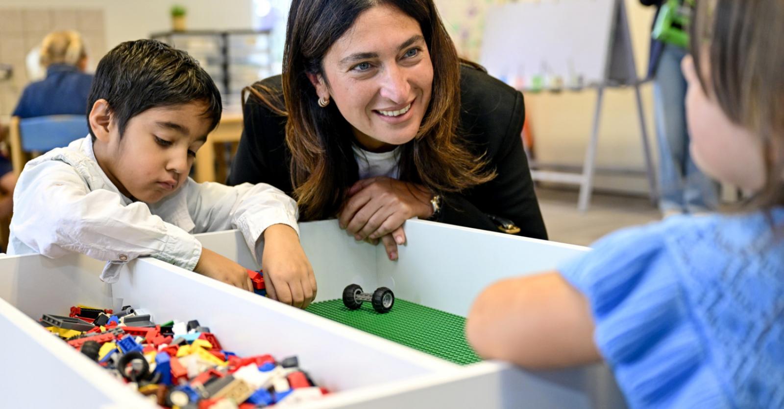 Onderwijsminister onder vuur: Zuhal Demir (N-VA) slaat terug: “Ik heb andere katten te geselen dan g