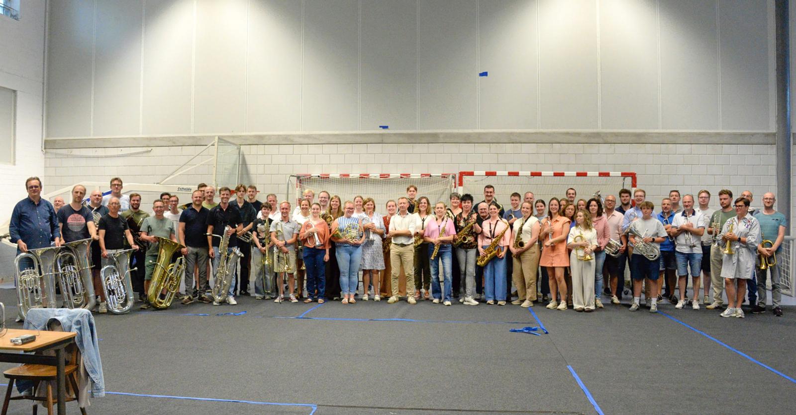 Koninklijke Stadsfanfaren Izegem naar het Wereld Muziek Concours in Kerkrade : “De Olympische Spelen