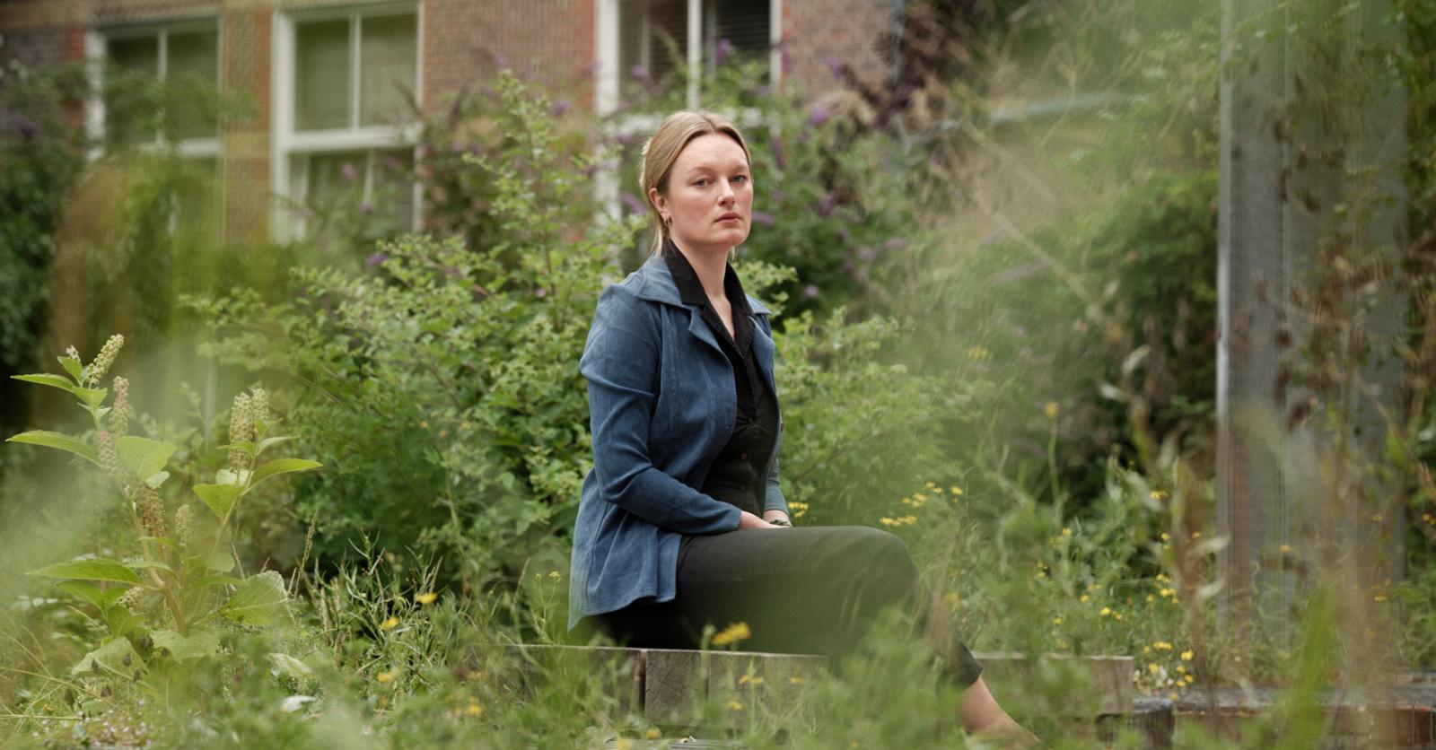 Filosoof Rodante van der Waal: ‘Wie kan regeren over de baarmoeder, heeft de toekomst in handen’