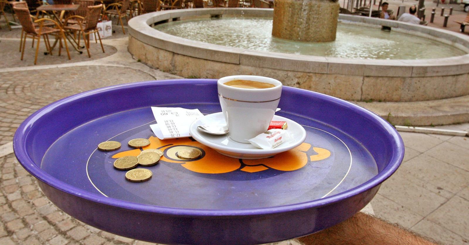«Un café et un ticket gagnant, s’il vous plaît»: comment les souches TVA vont devenir des tickets de Lotto