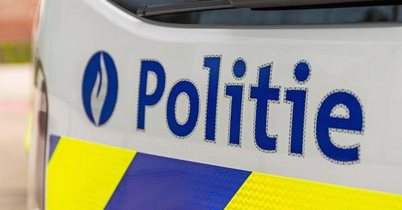 Vrouw (50) uit Tielt ontkent dat ze drie politiemensen wou doden met ...