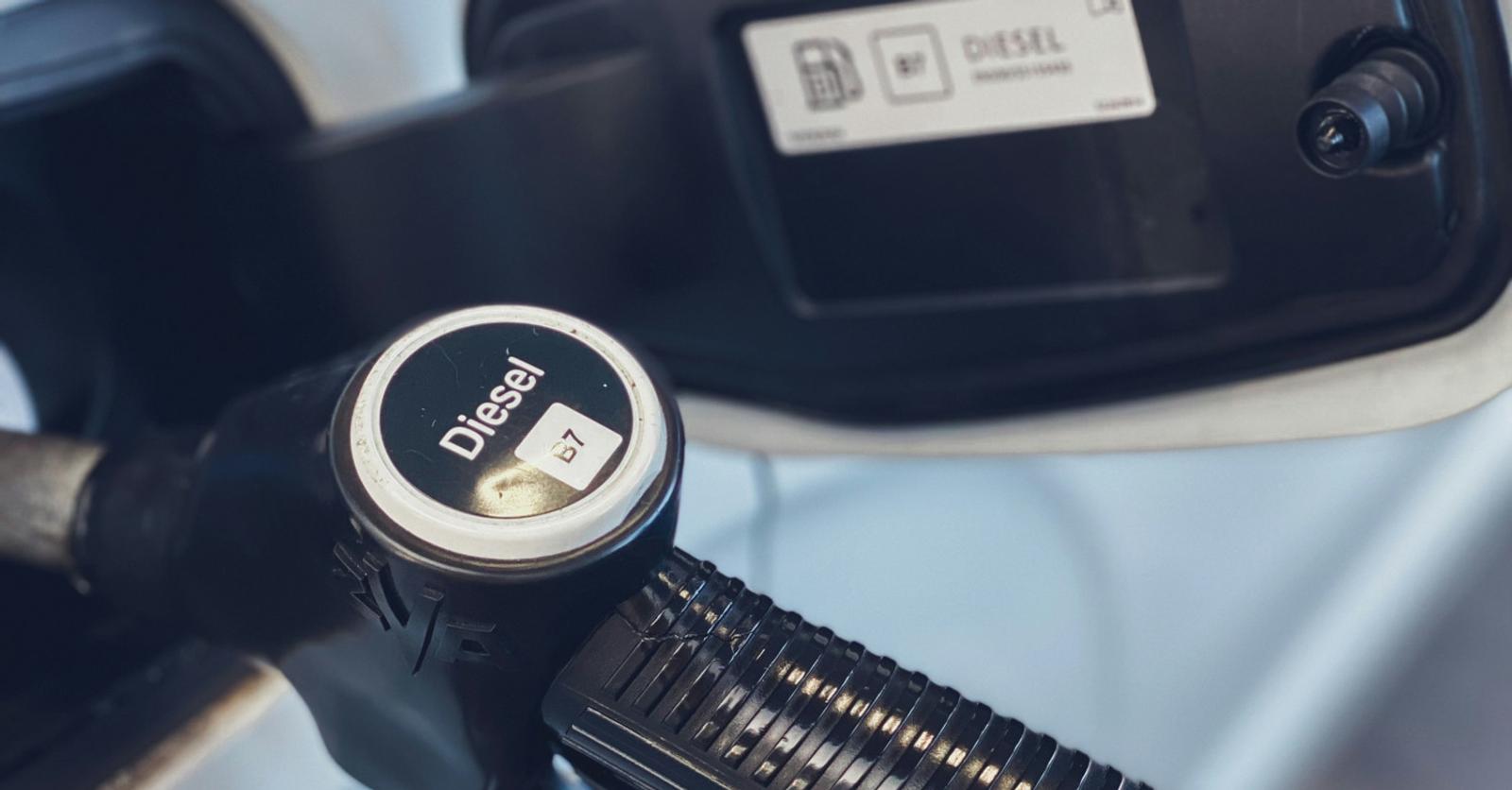 Hoge dieselprijzen drijven trucker tot diefstal diesel bij collega ...