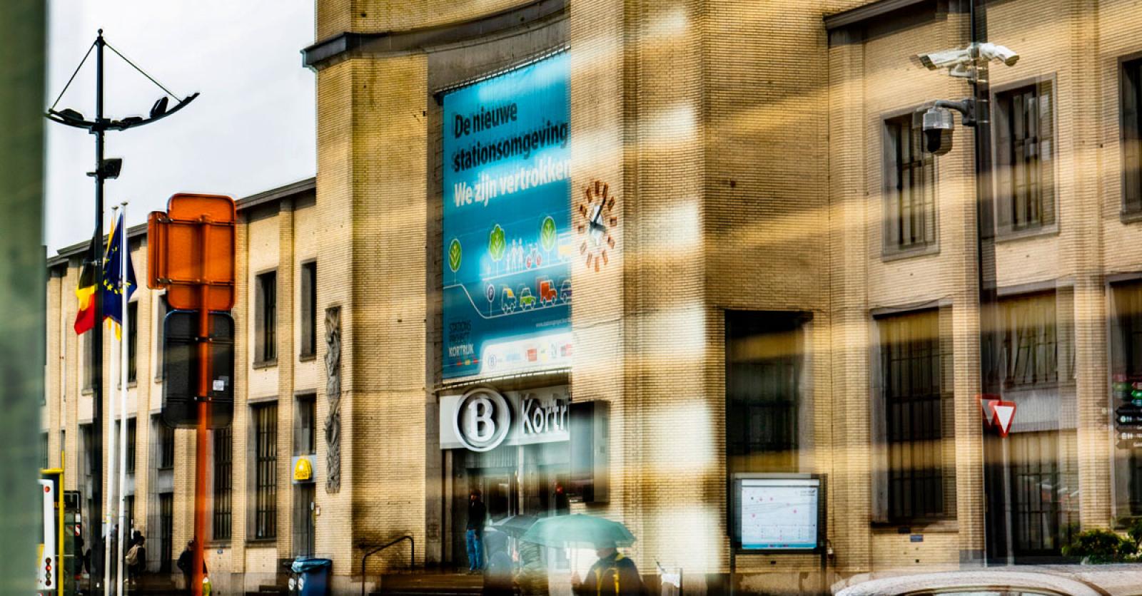 ‘Bescherm het station van Kortrijk. Het is uniek’