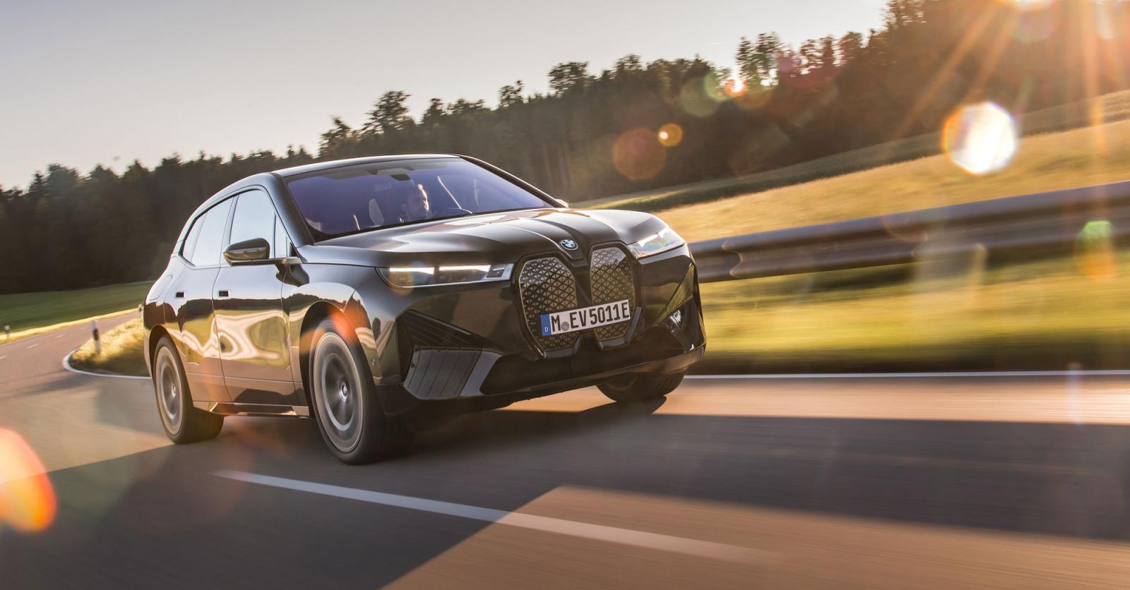 De geschiedenis van de automobiel herhaalt zich: elk einde is een nieuw