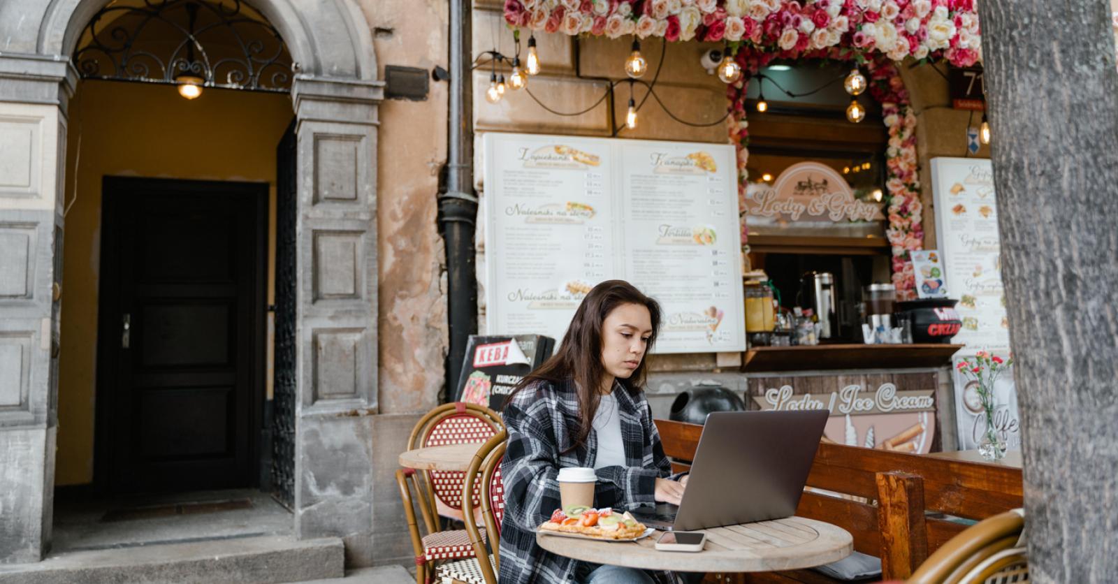 HOTSPOTS 7 x lunch in Mechelen waar je laptop ook welkom is