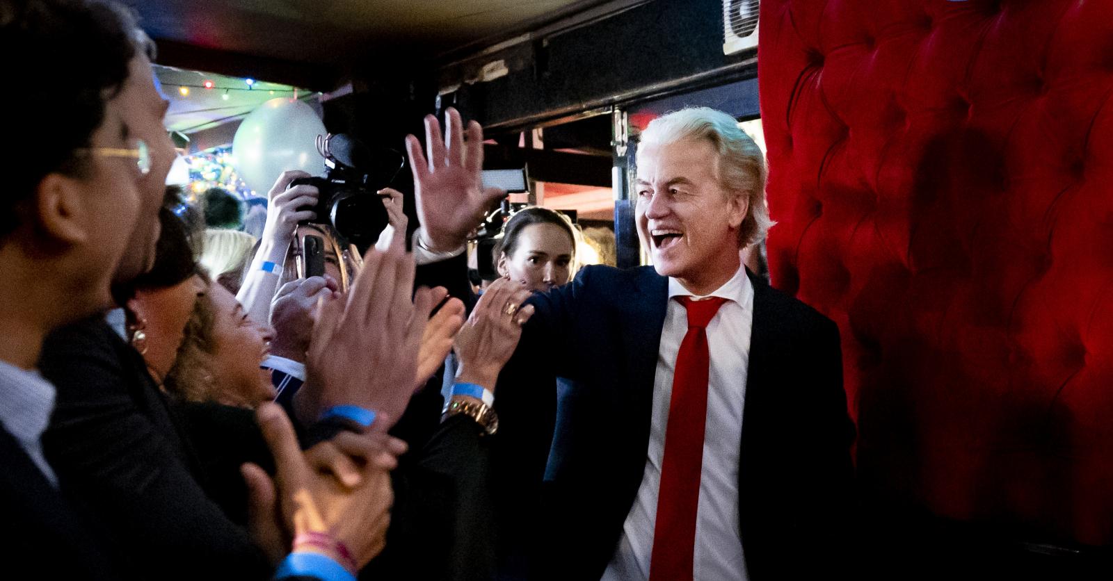 Elections Aux Pays Bas Le Pvv Parti D Extr Me Droite Emmen Par Geert Wilders Grand Vainqueur