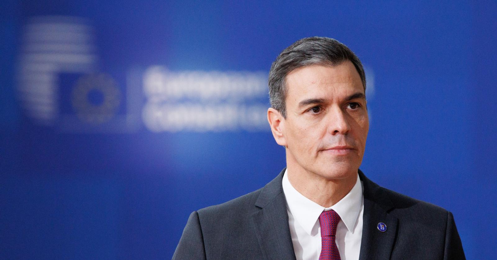 Spaanse premier Sánchez roept vervroegde verkiezingen uit op 29 november