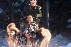 Hütten, Schlitten und Spaß im Winter