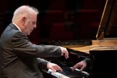 Daniel Barenboim - Beethoven concerto pour piano n°2