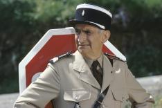 Le gendarme et les gendarmettes
