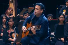 Juan Diego Flórez, Sinfonía por el Perú : Airs d'opéra et zarzuela