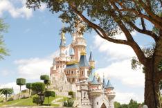 Disneyland Paris : dans les coulisses des plus grands shows !